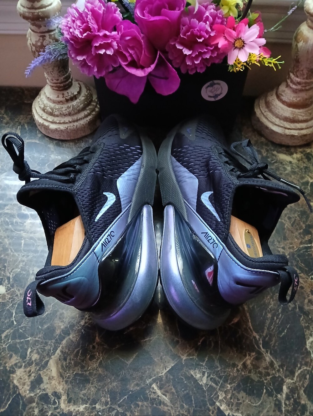 Nike Air Max 270 Streetwear/Lifestyle Athletic Shoes Size 11 for Women - Picture 8 of 11